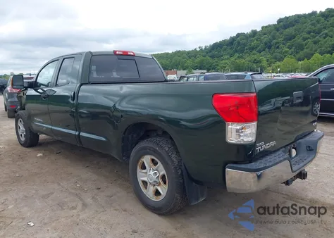 2013 Toyota Tundra Grade 5.7L V8 z USA, uszkodzony, nr VIN 5TFCY5F14DX014824